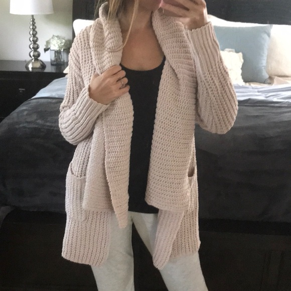 Desired Collection Sweaters - LAST1️⃣ Beige Chenille Shawl Collar